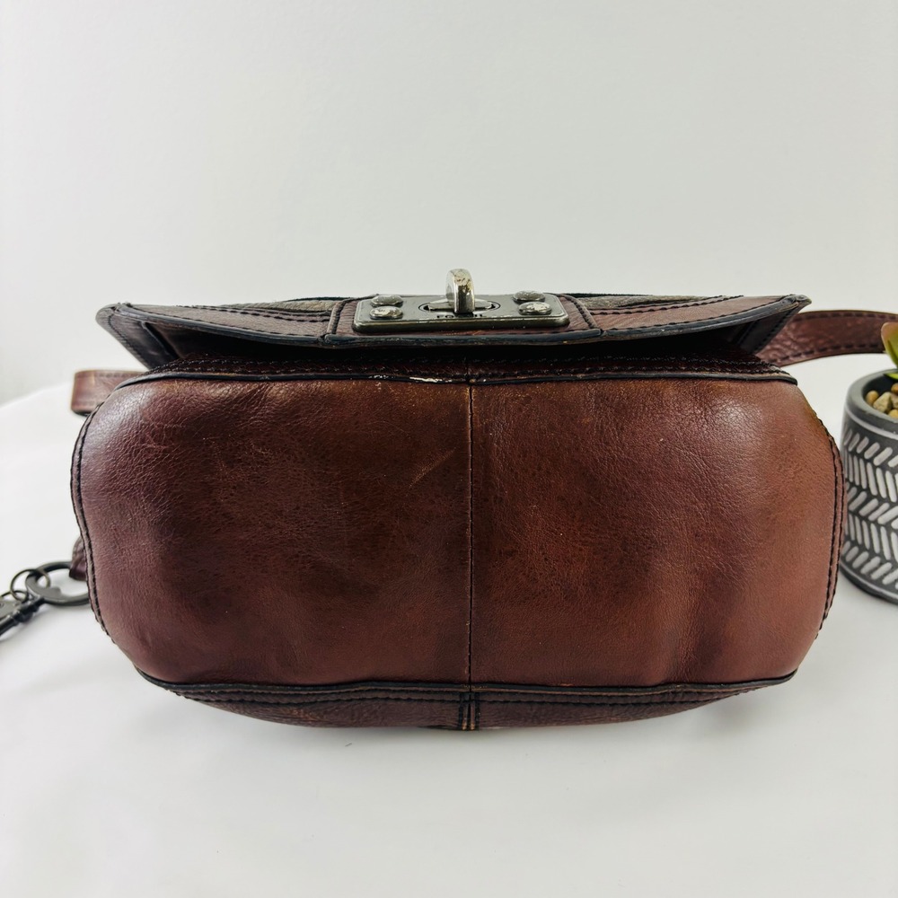 Fossil Reissue Saddle Flap Brown Leather Mixed Media Chevron Crossbody Bag Key - Picture 9 of 13